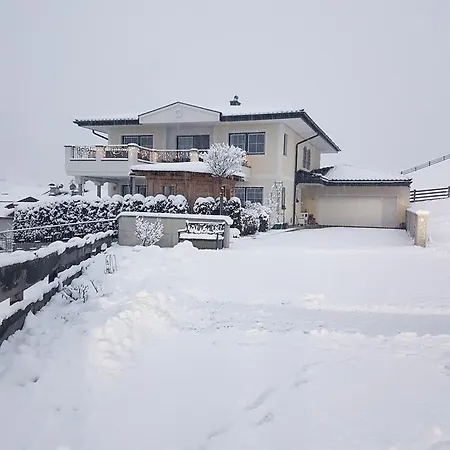 Haus Ilmer Apartmán *